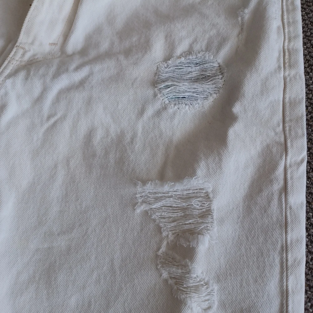 LEVIS - Picture 4 of 6